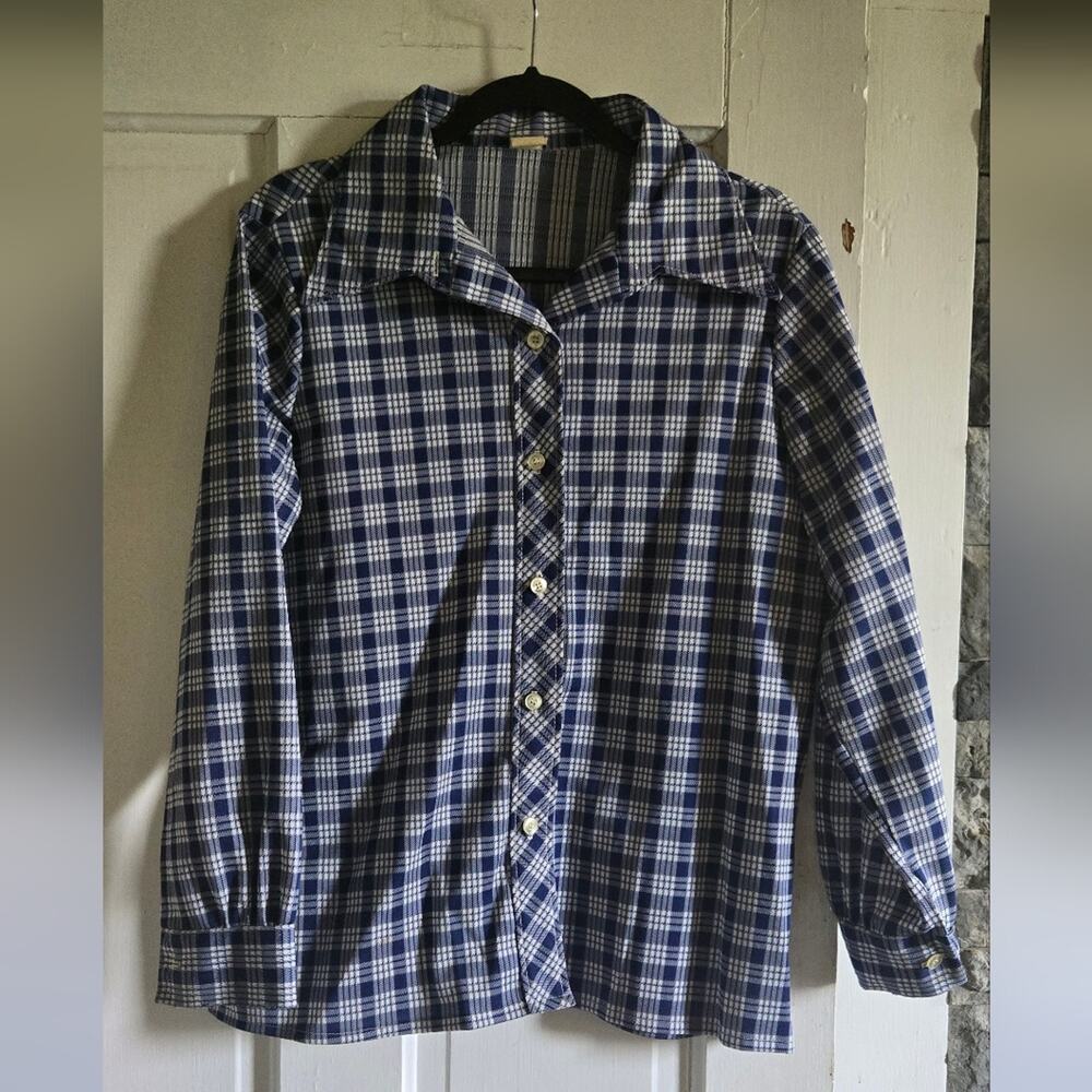 Vintage polyester wing collar shirt